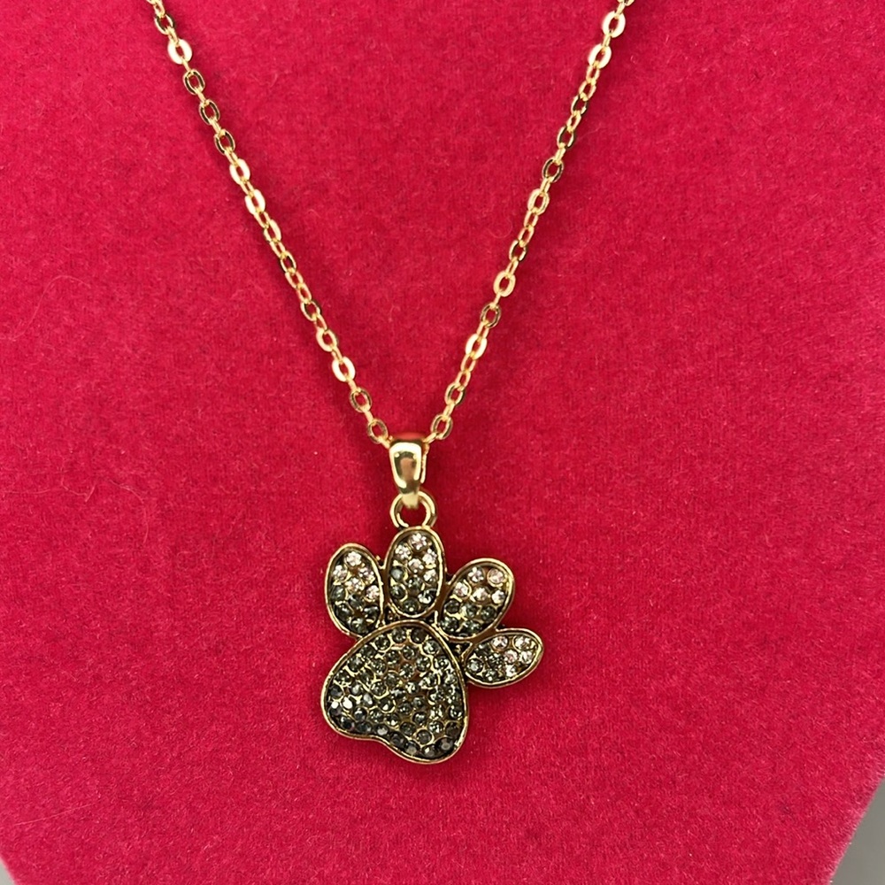Dog Lover Paw pendant necklace - Picture 1 of 4